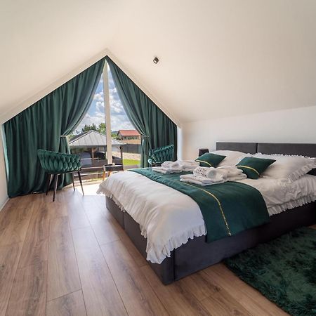 Village Resort Sauna & Jacuzzi & Netflix Tworkowa Extérieur photo