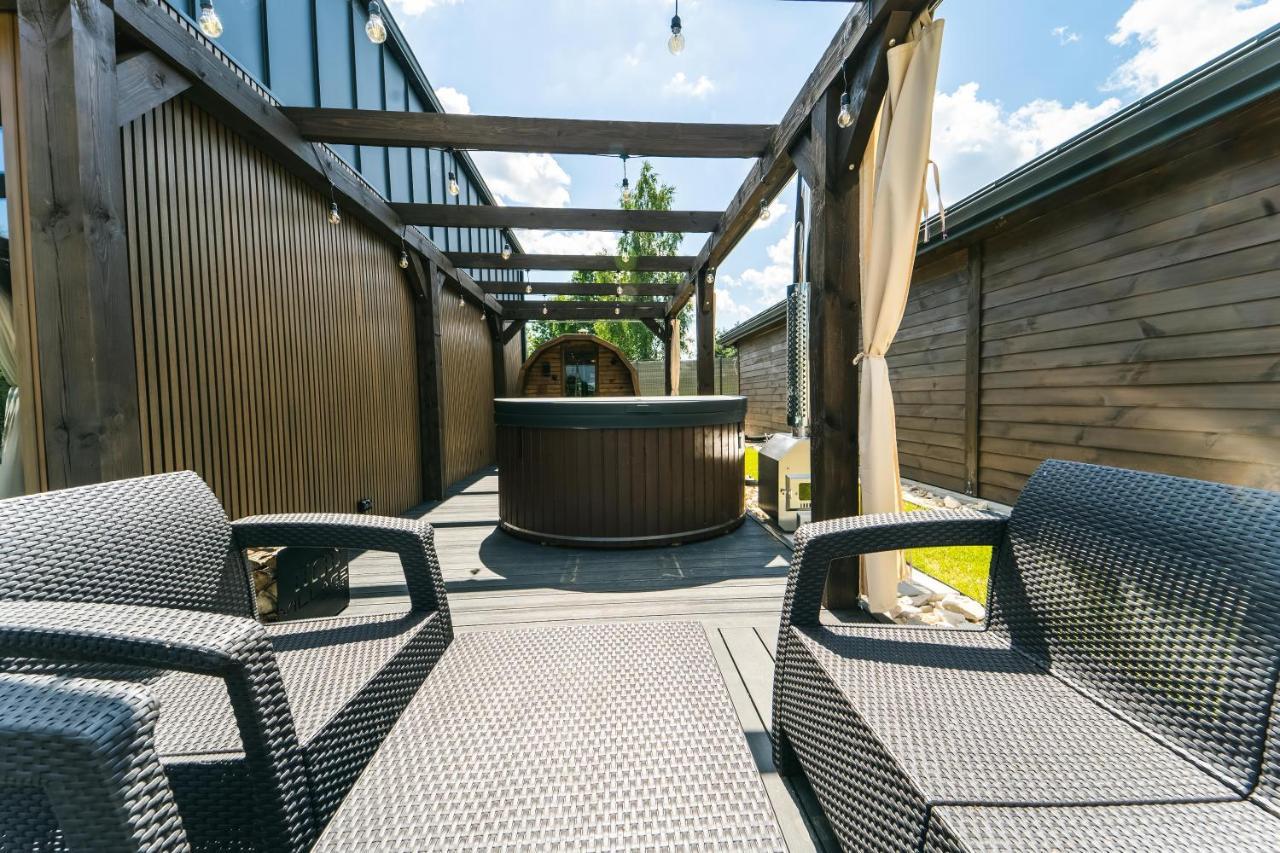 Village Resort Sauna & Jacuzzi & Netflix Tworkowa Extérieur photo