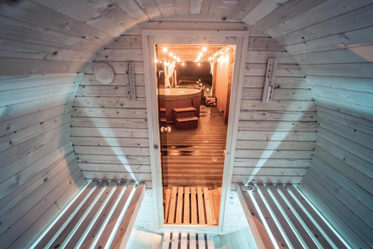 Village Resort Sauna & Jacuzzi & Netflix Tworkowa Extérieur photo