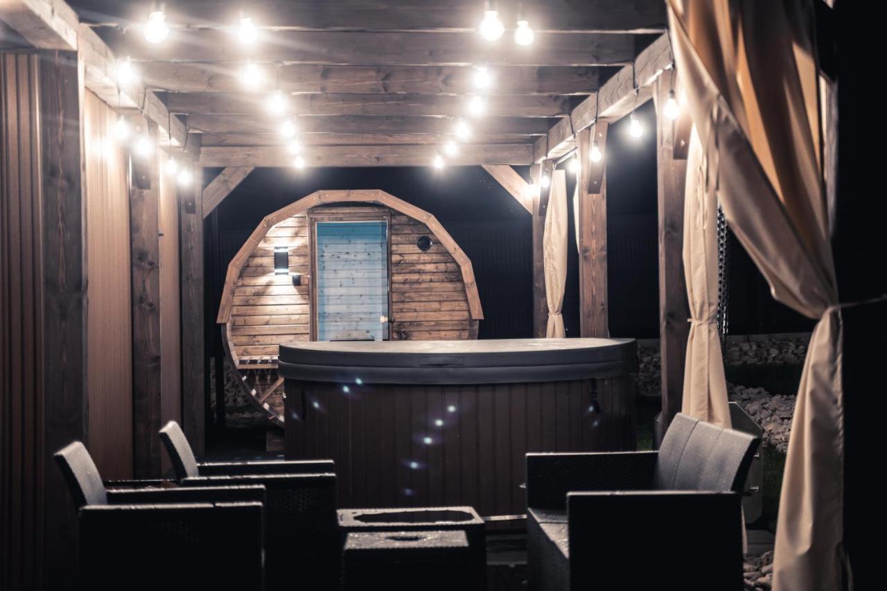 Village Resort Sauna & Jacuzzi & Netflix Tworkowa Extérieur photo